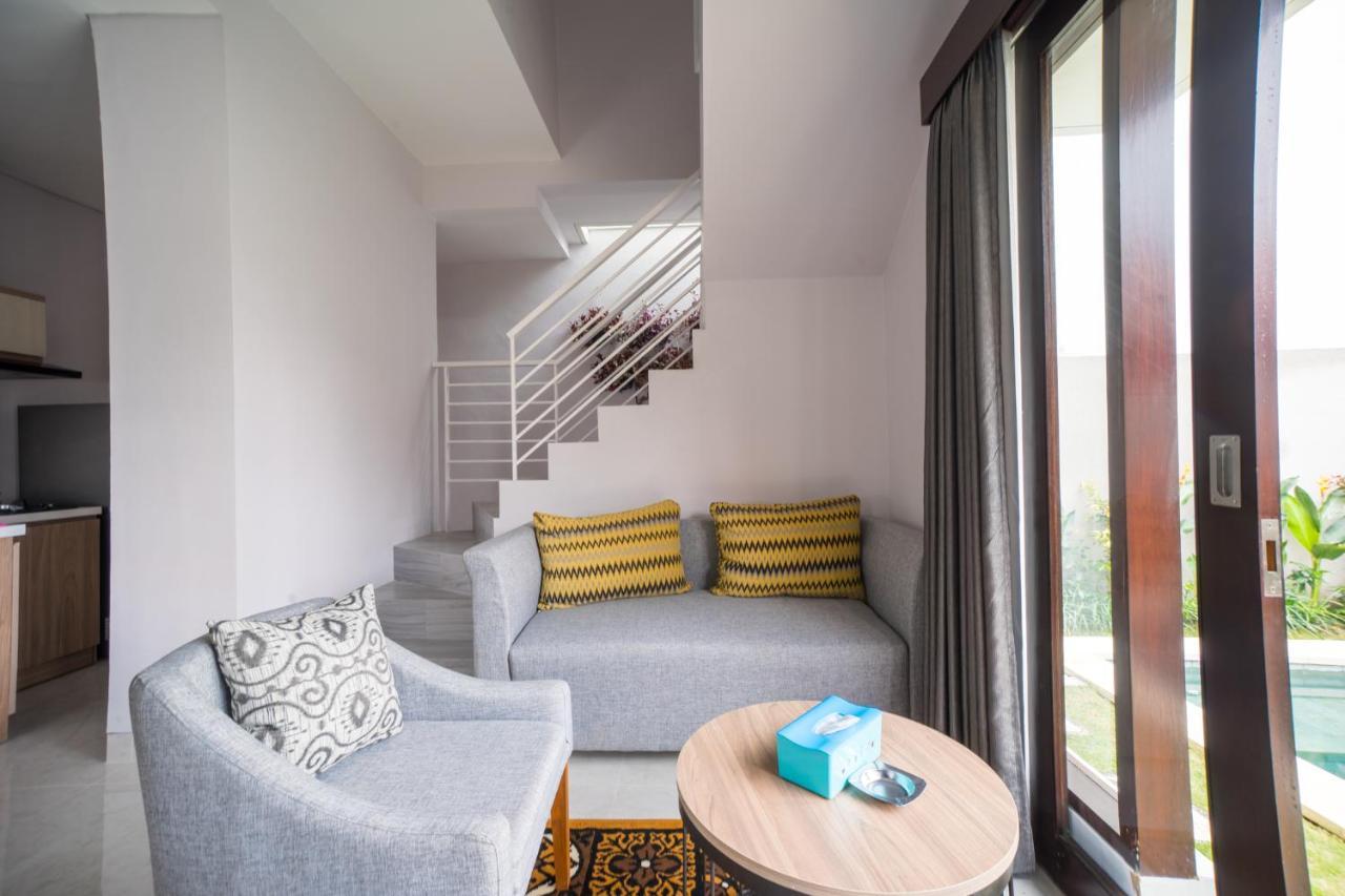 Little Nuts Villas Jimbaran Екстериор снимка